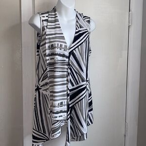 BAROQUE Black and White Gina Sleeveless Top-M